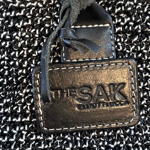 SAK Original Crochet Shoulder Purse/Bag in Black & White. Good Condition - Picture 11 of 14
